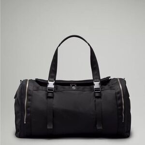 Lululemon Wunderlust Weekender Bag